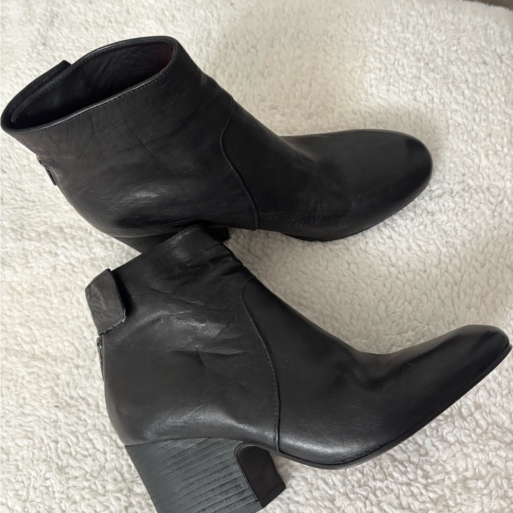 Eileen Fisher Black Ankle Boots